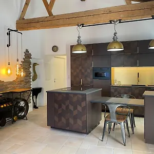 https://my-pad-provence-7.aixenprovencehotels.org